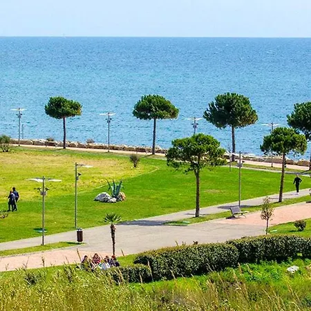One Bedroom House At 100 M Away From The With View And Wifi Hébergement de vacances *